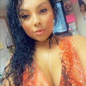 Meet your Posher, Blanca